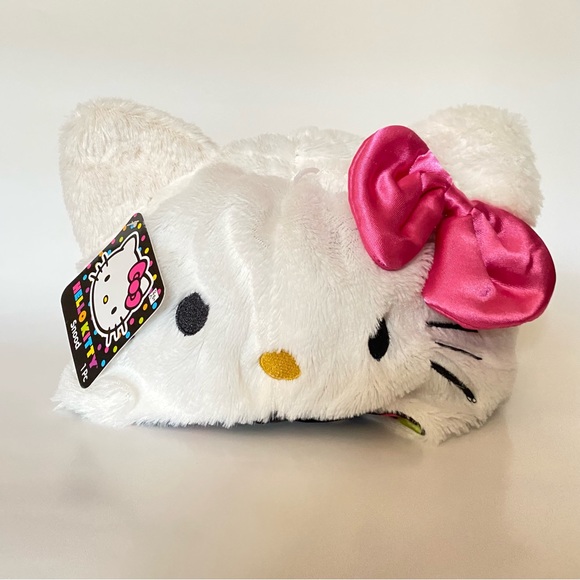 Hello Kitty snood - Picture 8 of 9